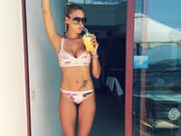 Ivana Kičikoleva sa vďaka štíhlemu telu a bujnému dekoltu stala jednou z najsexi modeliek 
