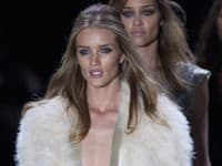 Britská topmodelka obsadzuje pozície modelky na tých najprestížnejších prehliadkach po celom svete