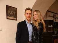 Veronika Ostrihoňová a Matej Cifra tvoria pár už niekoľko rokov a obidvaja pôsobia v mediálnej brandži