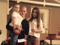 Škrtelovci so svojím synčekom Matteom počas narodeninovej oslavy, ZDROJ: Archív M.Š.