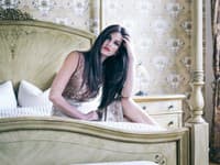 Nedávno fotila krásna modelka kampaň pre luxusný salón krásy DNJ Beauty & Style