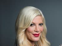 Tori Spelling vo svojej knihe klamala o tom, ako zhodila nadbytočné kilogramy