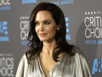 Angelina Jolie pred svetom utajila vážnu operáciu