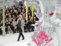 Karl Lagerfeld opäť raz ukázal, že patrí medzi top špičky v módnom svete