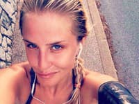 Romana Škamlová má výrazné črty tváre a športovať s mejkapom rozhodne nechodí
