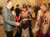 Andrea Heringhová a Boris Kollár s dcérkou Sarou Zoe v zákulisí
