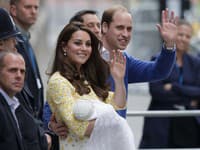 Kráľovská rodina sa teší z malej princeznej