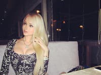 Jej životným snom je totiž vyzerať a la Barbie a na tomto svojom vzhľade poctivo pracuje už celé roky