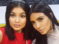 Kylie sa netají tým, že chce byť ako sestra Kim Kardashian