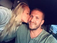 Dnes sa krásna misska znova zamilovane usmieva po boku svojho nového partnera, Romana
