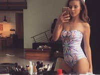 Pri pohľade na Monikinu dokonalú tvár, krásny úsmev, zvodný pohľad a sexi krivky je každému jasné, kto je kráľovnou večera, ZDROJ: instagram