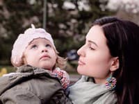 Mama Michaela s malou Elou