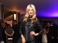 Mária Zelinová predviedla sexi postavičku v košeli a úzkych nohaviciach