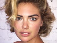 Aj modelka a herečka Kate Upton má obočie tmavšie ako svoju hrivu,, ZDROJ: Foto: Instagram