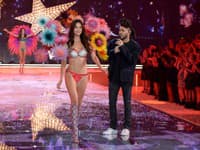 Lily Aldridge predviedla dvojmiliónový klenot Fireworks Fantasy Bra