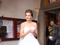 Nevesta Katarína Saganová v svadobných šatách módneho návrhára Martina Hrču