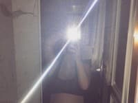Kim Kardashian West len pár hodín pred pôrodom