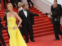 Charlize Theron v Cannes