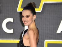 Daisy Ridley na premiére snímky Star Wars