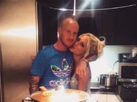 Stoch mieri do chomúta! Túto krásku požiadal o ruku