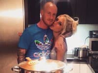 Stoch mieri do chomúta! Túto krásku požiadal o ruku, ZDROJ: Foto: Instagram. com/paaaulib