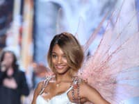 Čierny anjelik Jourdan Dunn