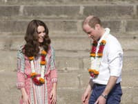 Kate Middleton predvádza na návšteve jeden dokonalý styling za druhým