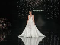 Nová kolekcia značky Pronovias je plná krásnych modelov