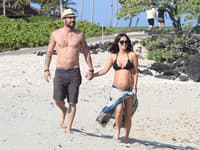 Megan Fox je krásna žena aj s rastúcim  bruškom