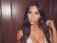 Kim Kardashian rada provokuje svojou postavou