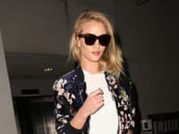 Rosie Huntington Whiteley má trendy vždy v malíčku