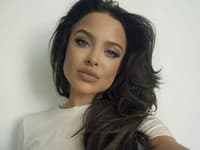 Táto mladá modelka sa podobá na Angelinu Jolie, podľa niektorých je dokonca ešte krajšia