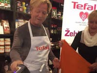 Maroš Krámar zvláda domáce práce vďaka značke TEFAL s prehľadom