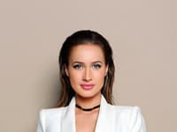 O úspešnej speváčke a aktuálnej ENVYgirl Kristíne Pelákovej sa dočítate viac v rozhovore druhého čísla magazínu ENVY. 