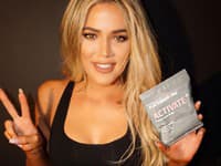 Khole Kardashian sa o seba vzorne stará