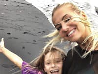 Dara s dcérkou Lolou na Bali