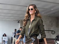 Modelka Izabel Gouralt v moderných farbách tejto jari