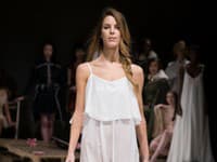 Evan Clayton tvorí modely pre silné a emancipované ženy