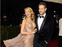Herečka Blake Lively s manželom Ryanom Reynoldsom
