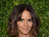 Čerstvá 50- tnička Halle Berry sa môže pochváliť naozaj skvelými génmi