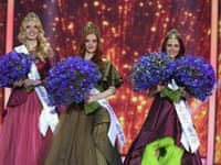 Novou Miss Slovensko sa stala Hanka Závodná (v strede)