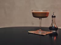 Zažite neopakovateľnú atmosféru v bare FACH, v ktorom vám namiešajú jedinečné drinky podľa vašej chuti