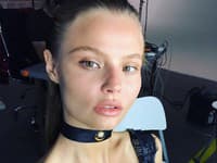 Medzi jej obľúbené šperky patrí choker
