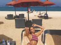 Krásna modelka sa môže pýšiť dokonalými krivkami