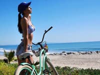 Moderátorka Soňa Skoncová podľahla bicyklovaniu v slnečnom L.A