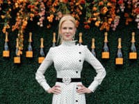 Bodky na šatách nikdy nevyjdú z módy a sú symbolom elegancie