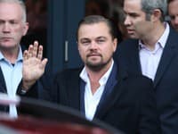 Známy herec Leonardo DiCaprio podľahol mladej modelke