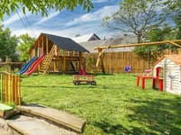 Babyhouse je hotovým rozprávkovom