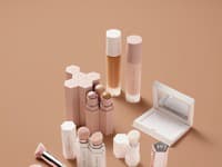 Kozmetická značka s názvom Fenty by Rihanna si získala priazeň okolia vďaka prepracovanej idey
