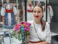Výstava zbierky slovenských krojov Tamary Šimončíkovej Heribanovej sa niesla v tradičnom duchu